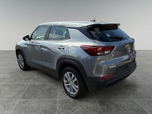 Certified 2023 Chevrolet TrailBlazer LS FWD image 3