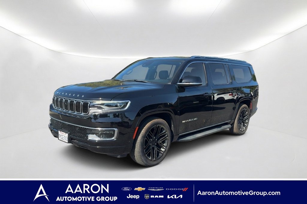 Used 2023 Jeep Wagoneer L 2WD w/ Convenience Group I image 1