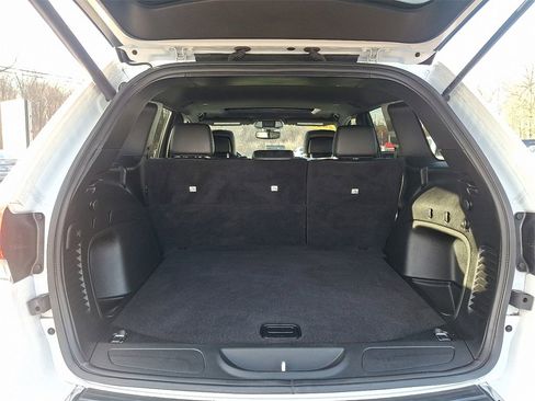 Used 2022 Jeep Grand Cherokee Limited image 30