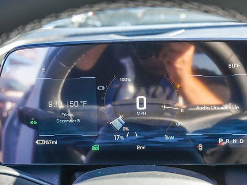 New 2026 Chevrolet Equinox EV LT image 21