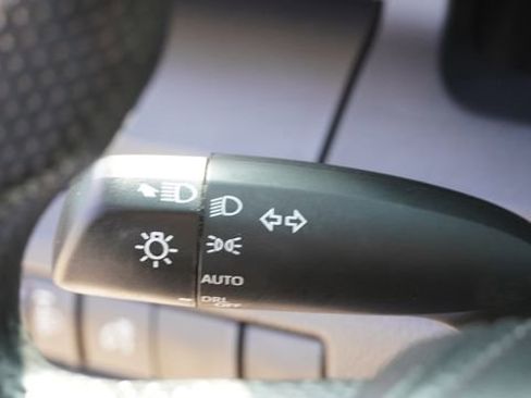 Used 2025 Toyota Tacoma SR image 29