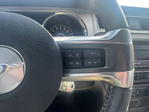 Used 2014 Ford Mustang GT Premium image 16