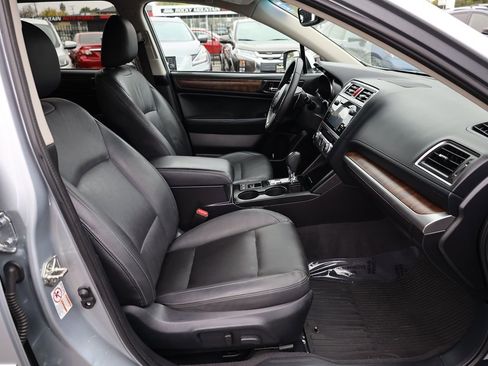 Used 2016 Subaru Outback 2.5i Limited image 18
