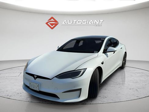 Used 2023 Tesla Model S Standard Range image 1