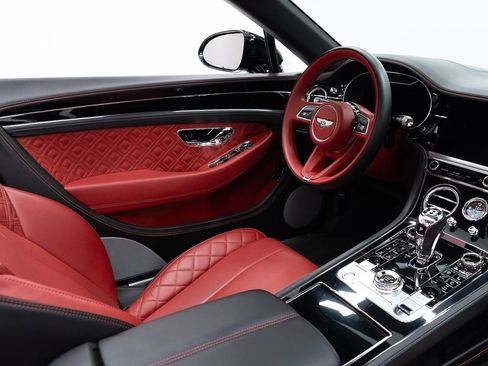 Certified 2021 Bentley Continental GT image 31
