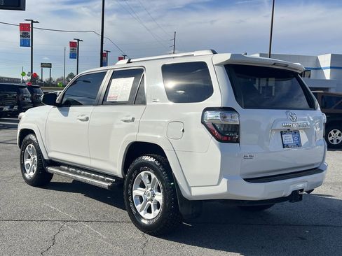Used 2017 Toyota 4Runner SR5 Premium image 22