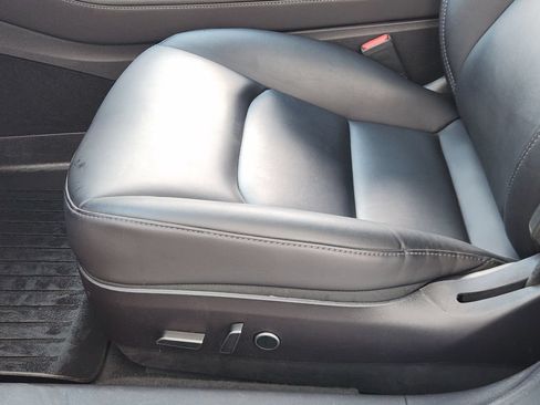 Used 2023 Tesla Model 3 Standard Range RWD image 19