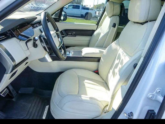 Used 2023 Land Rover Range Rover SE AWD/4WD image 10