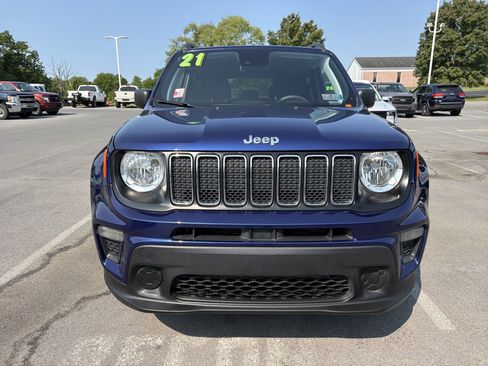 Used 2021 Jeep Renegade Sport w/ Sport Appearance Group AWD/4WD image 5