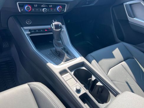 New 2025 Audi Q3 2.0T Premium image 19