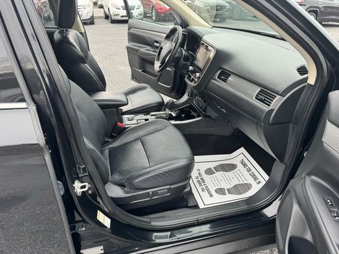 Used 2020 Mitsubishi Outlander SEL image 10