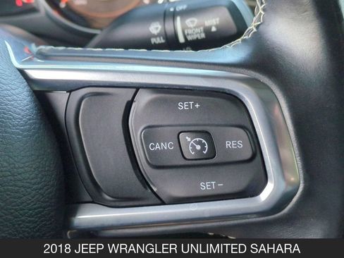 Used 2018 Jeep Wrangler Unlimited Sahara AWD/4WD image 18