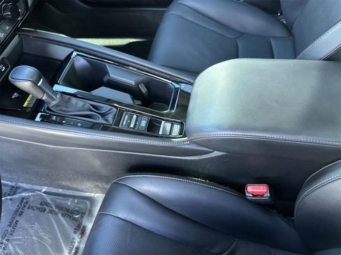 Used 2024 Honda Accord Touring image 19