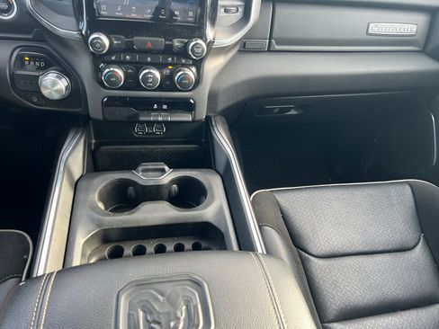 Used 2024 RAM 1500 Laramie image 32