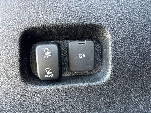 Used 2015 Ford Edge Titanium w/ Equipment Group 302A image 16