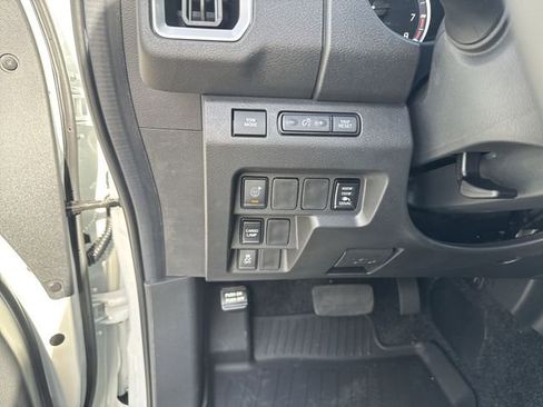 New 2026 Nissan Frontier SV w/ SV Convenience Package AWD/4WD image 24