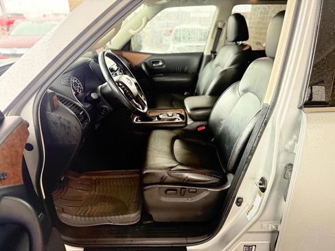 Used 2021 Nissan Armada SL w/ Captain's Chairs Package image 24