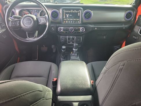Used 2020 Jeep Wrangler Unlimited Sport S w/ Sun And Sound Package AWD/4WD image 13