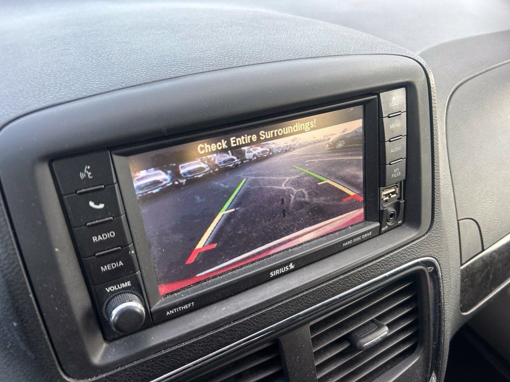Used 2014 Dodge Grand Caravan SXT w/ Security Group FWD image 17