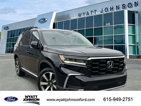 Used 2023 Honda Pilot Elite image 1