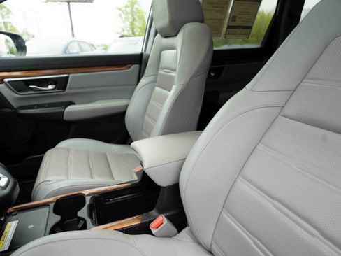 Used 2020 Honda CR-V Touring image 9