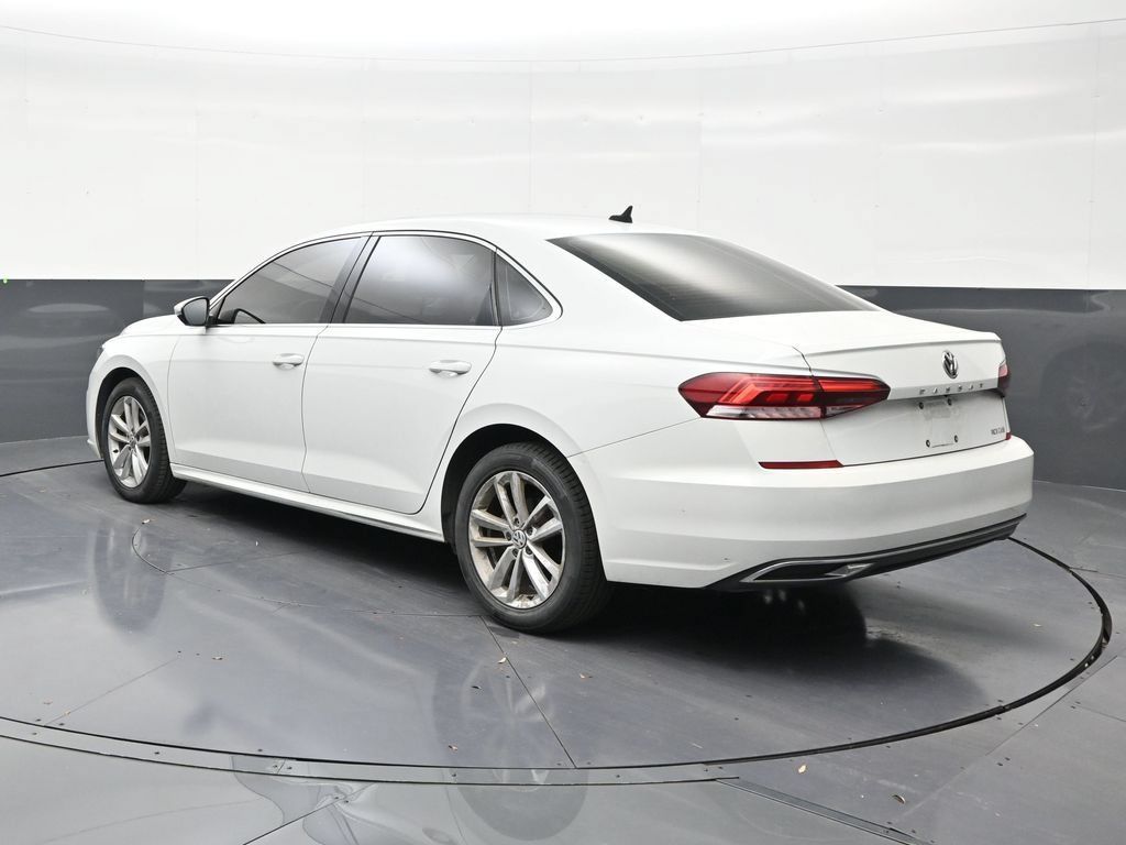 Used 2020 Volkswagen Passat 2.0T SE w/ Sunroof Package FWD image 3