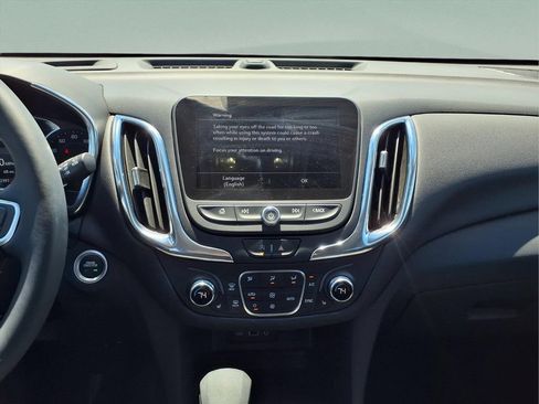 Certified 2024 Chevrolet Equinox LT AWD/4WD image 18