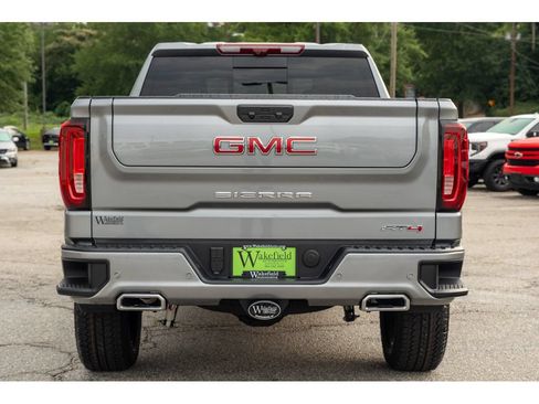 New 2026 GMC Sierra 1500 AT4 w/ AT4 Premium Package AWD/4WD image 7