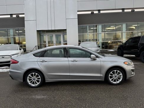Used 2020 Ford Fusion Energi Titanium image 36