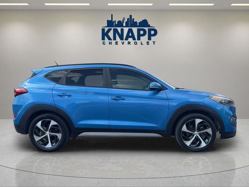 Used 2017 Hyundai Tucson Value FWD image 6