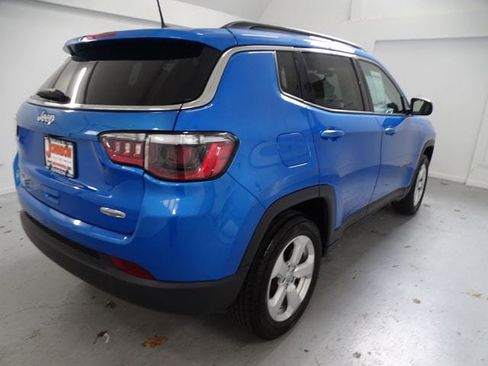 Used 2021 Jeep Compass Latitude w/ Sun and Sound Group image 24