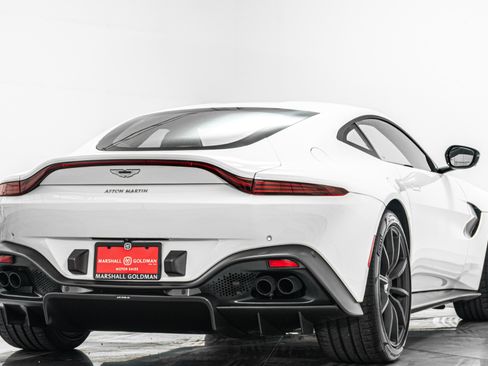 Used 2020 Aston Martin V8 Vantage Coupe RWD image 9