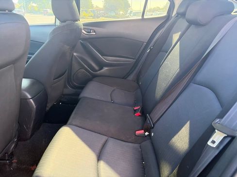 Used 2016 MAZDA MAZDA3 i Sport FWD image 8