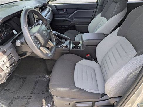 Used 2025 Toyota 4Runner Hybrid TRD Off Road image 15