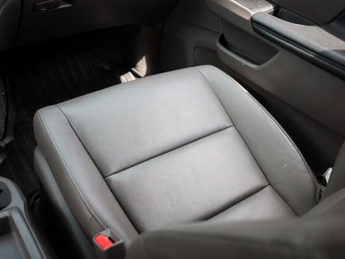 Used 2015 Honda Odyssey Touring Elite image 28