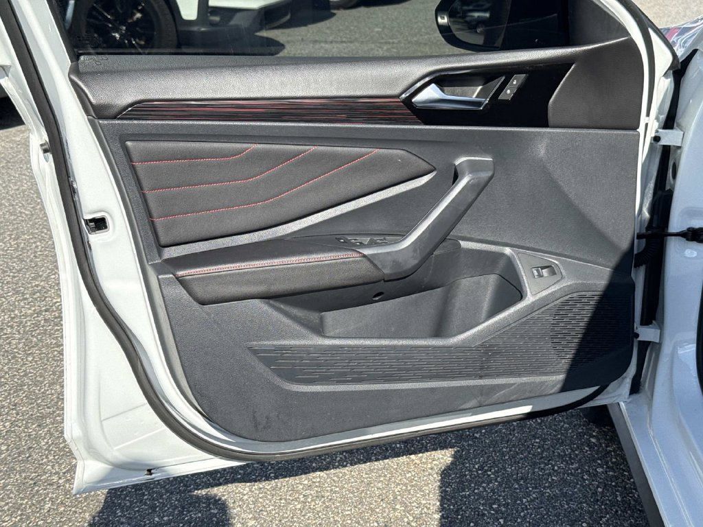 Used 2024 Volkswagen Jetta GLI Autobahn FWD image 22