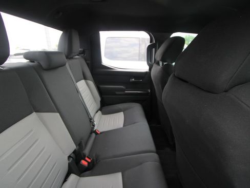 Used 2025 Toyota Tacoma TRD Off-Road AWD/4WD image 18
