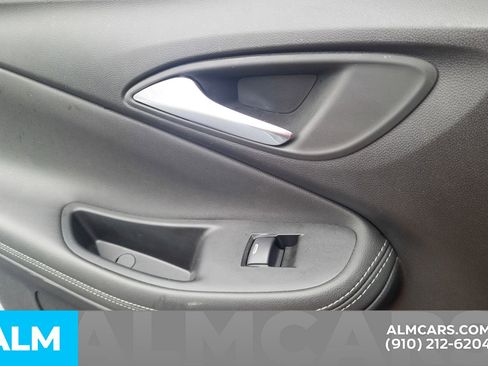 Used 2023 Buick Encore GX Select w/ Sport Touring Package image 22