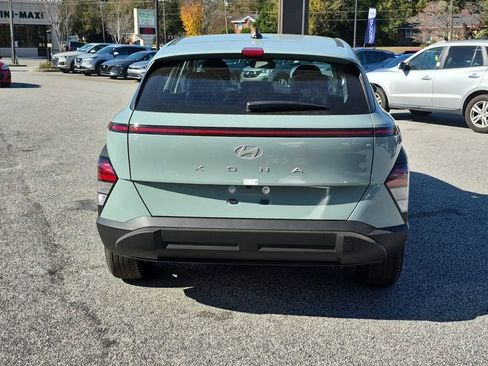 New 2027 Hyundai Kona SE FWD image 7