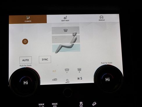 Used 2021 Land Rover Range Rover Velar R-Dynamic S image 48