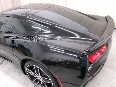 Used 2016 Chevrolet Corvette Stingray Coupe w/ 3LT Preferred Equipment Group RWD image 7