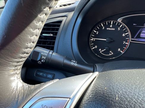 Used 2017 Nissan Altima 2.5 SV image 19