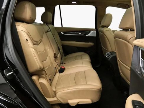 Used 2023 Cadillac XT6 Sport w/ Platinum Package image 19