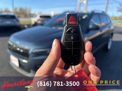 Used 2020 Jeep Cherokee Latitude image 47