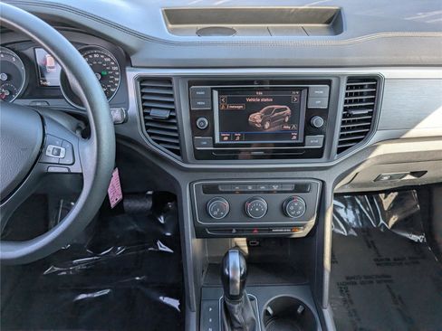 Used 2018 Volkswagen Atlas S FWD image 17