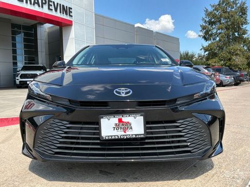 Used 2026 Toyota Camry LE FWD image 3