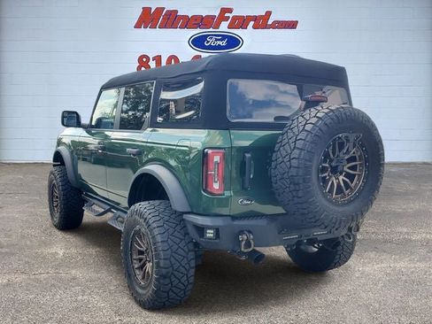 Used 2024 Ford Bronco Badlands AWD/4WD image 3