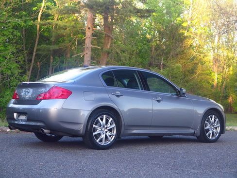 Used 2009 INFINITI G37 x Sedan w/ Premium Pkg AWD/4WD image 4