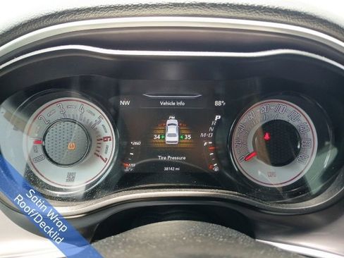 Used 2021 Dodge Challenger R/T Scat Pack RWD image 18