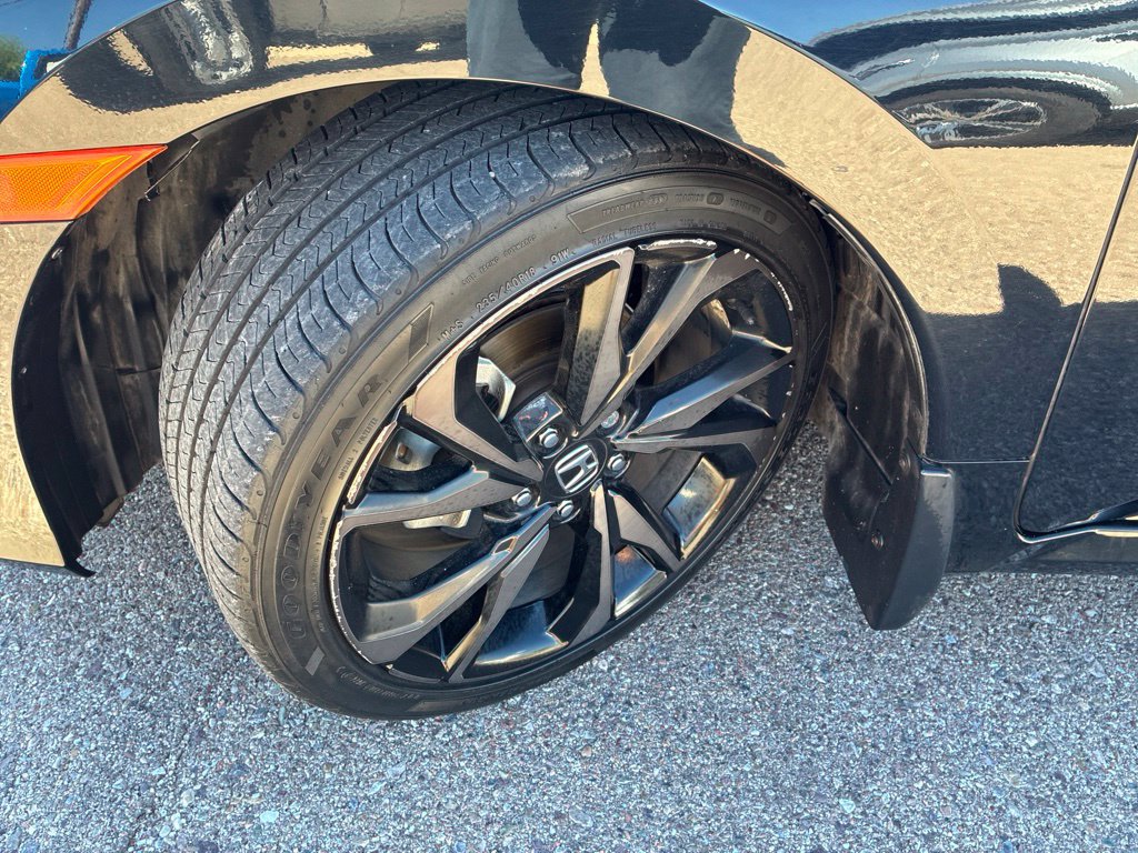 Used 2019 Honda Civic Sport image 9